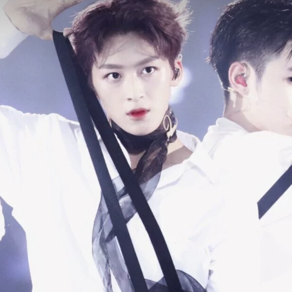 r1se新情头来喽得不得那得吧