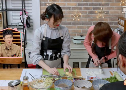 张天爱|不用别人黑，他们先把自己作糊了