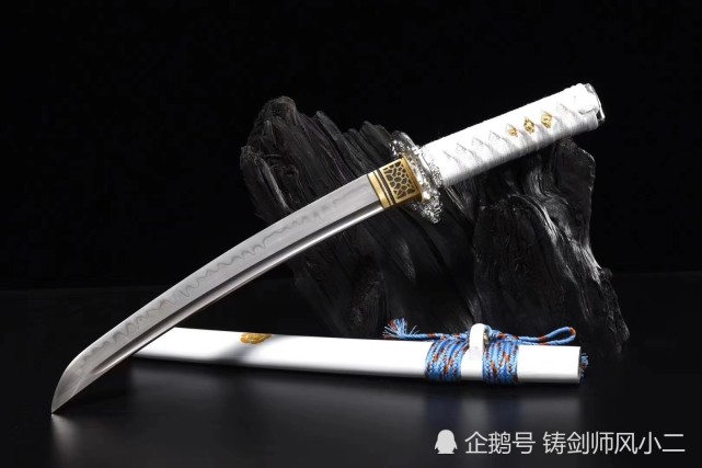 12寸t10烧刃研磨灰武士刀 仙羽 仙羽 武士刀
