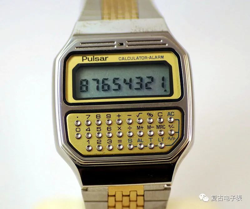 精工脉冲星全金属旋盖计算机手表——seiko pulsar y739