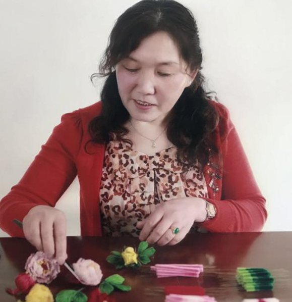 杨家惠■扬州绒花省级非遗项目传承人省级非遗传承人杨