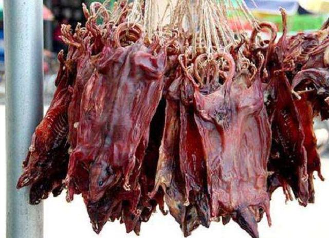 特产|本地人最爱吃的4大特产，外地人看着就没胃口，你都吃过哪些？