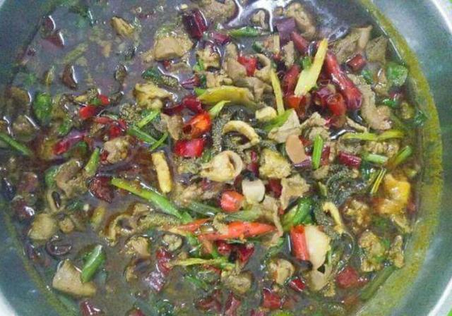 特产|本地人最爱吃的4大特产，外地人看着就没胃口，你都吃过哪些？