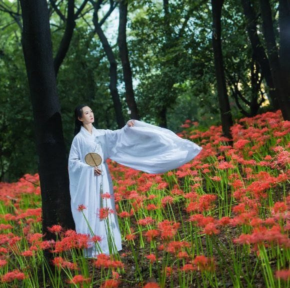 10月中旬星座运势 桃花扑鼻而来 姻缘来相聚 真爱将迎面而来的星座 腾讯新闻