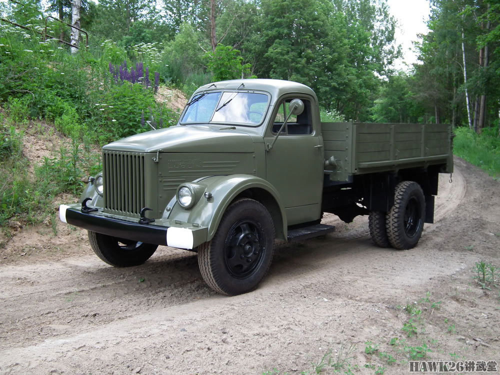 国庆节说说雷锋车嘎斯51苏联产量最大的卡车跃进130的原型