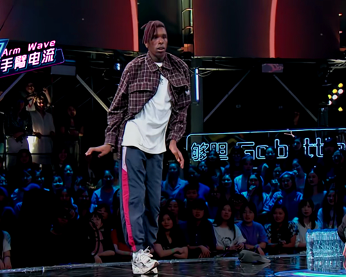 布布能加盟《这就是街舞》,因为陈妍臻不假,但她还有另一个身份