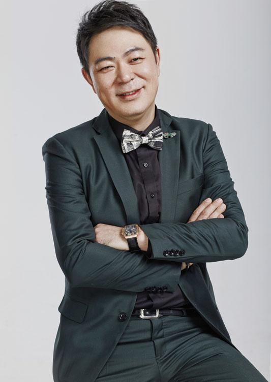 演员高亚麟:为拍《人民的名义》卖房筹钱,"骗娶"小11岁娇妻