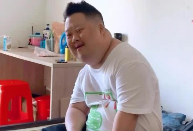 从痴呆到天才指挥的胡一舟,80岁父亲照顾42的他还能走多久?_腾讯新闻