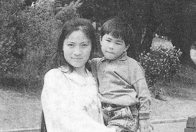 顾城为何杀妻?谢烨:深情换来辜负,再宽容的女人也担不起这爱情