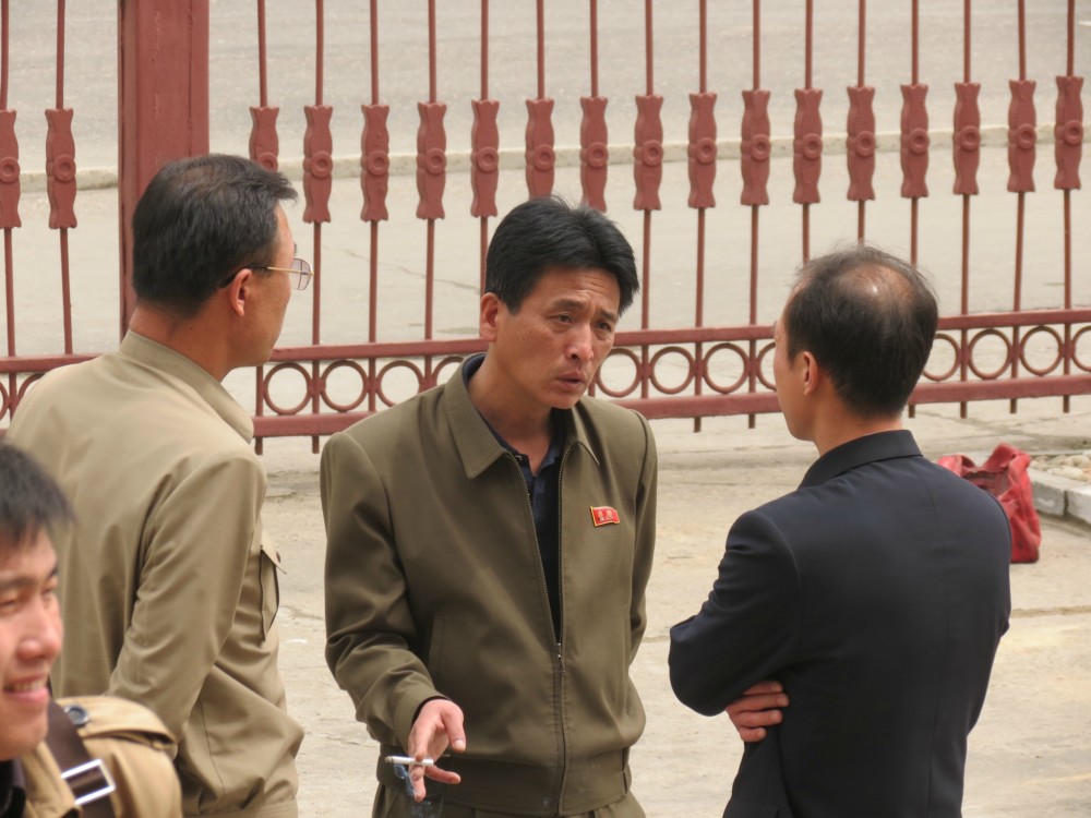 朝鲜男人发型图片