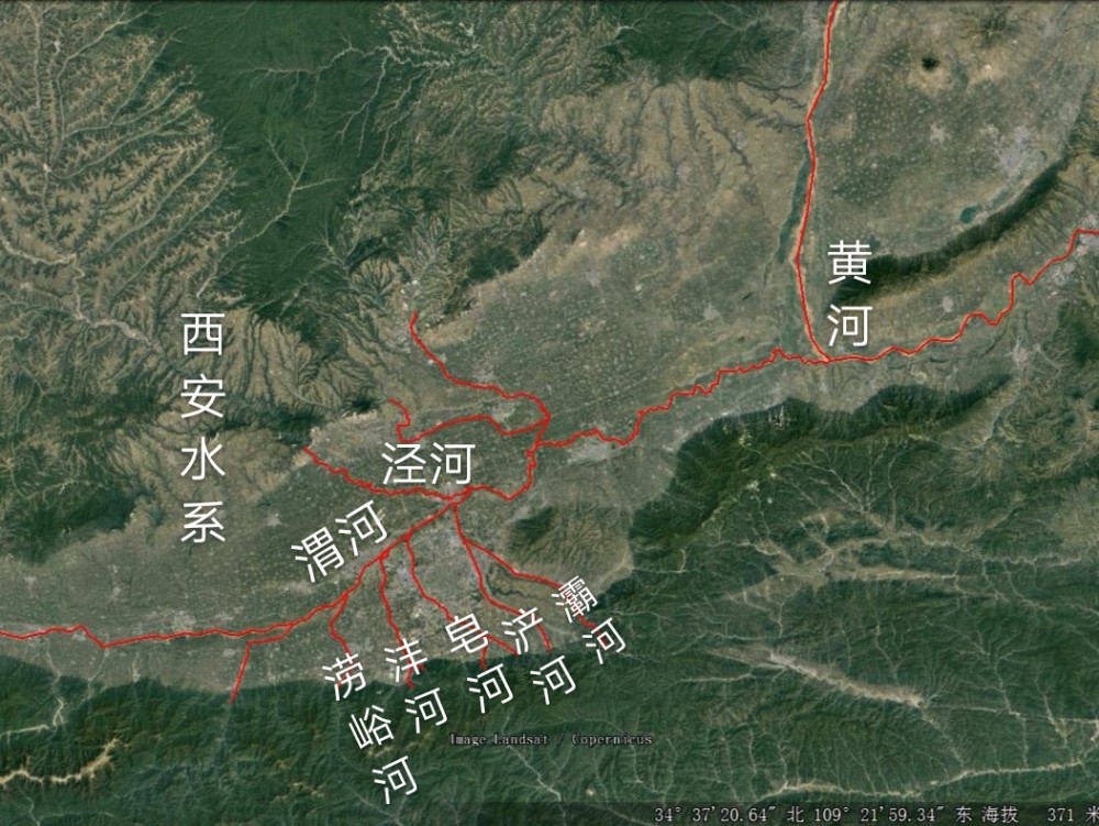 西安地理上,南依秦岭,北临渭河,又得泾河来朝,及本身诸多水系支流加汇