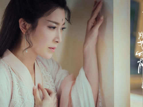 同为第一美人,为何锦觅娘亲梓芬就遇上了渣男,而白浅却能四海敬仰