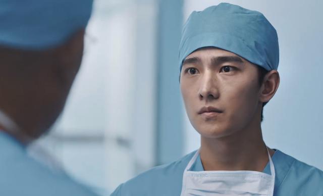 在一起杨洋演技拖后腿导演滕华涛也被骂获封流量杀手