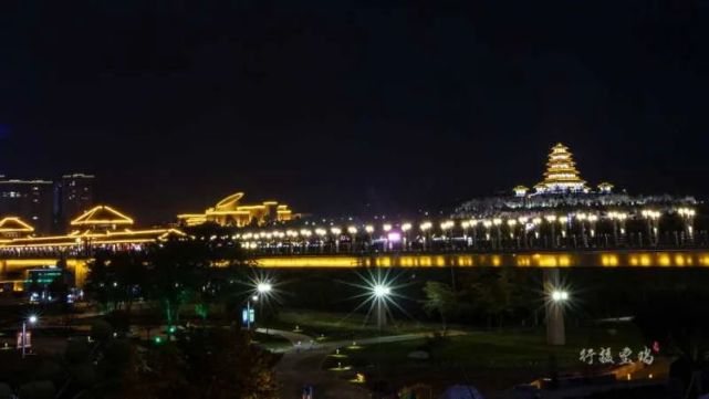 宝鸡大剧院夜景图片