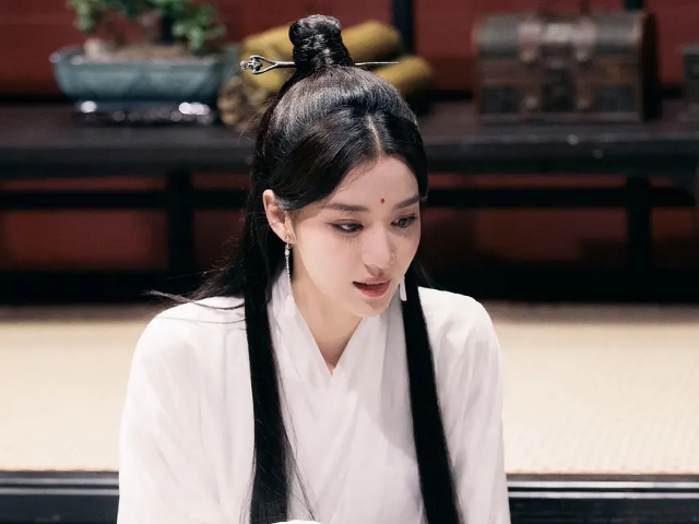 曾被称为小刘亦菲,今扮演素素引热议,泯然众人矣