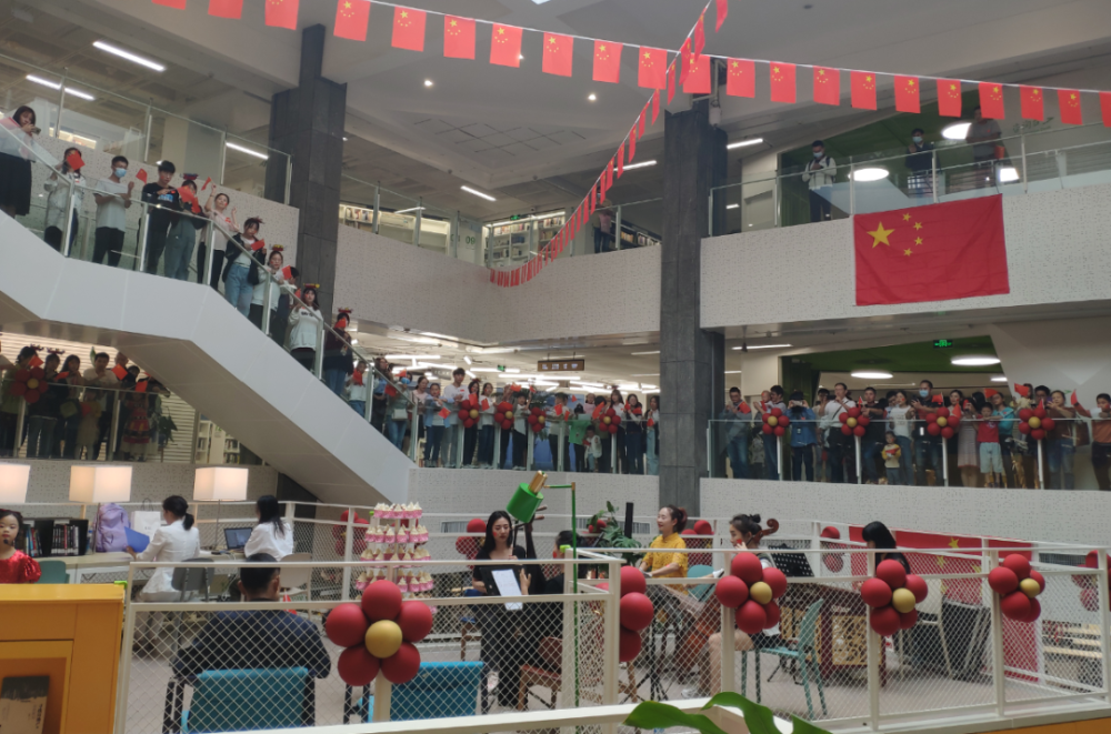 昨天六安市图书馆真热闹