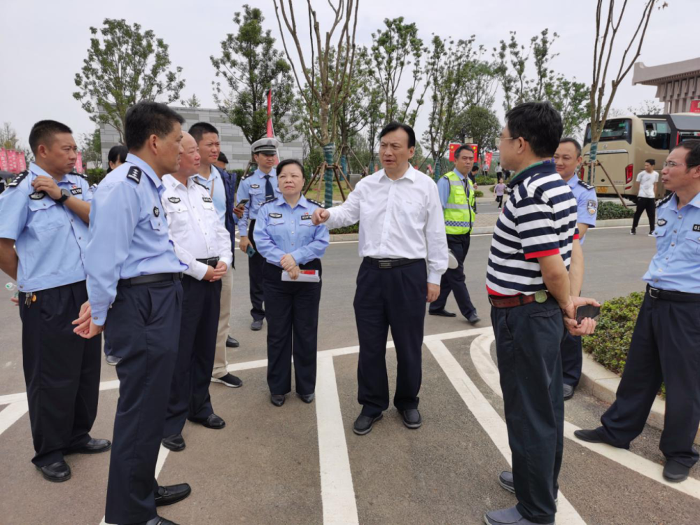 万秀奇同志深入南昌汉代海昏侯国遗址公园现场调研指导交通安全保障