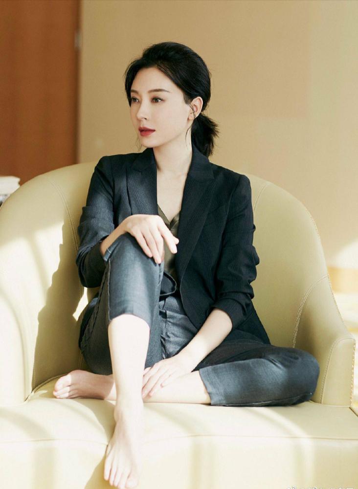 女神陈数第6525期气质潮流美图欣赏