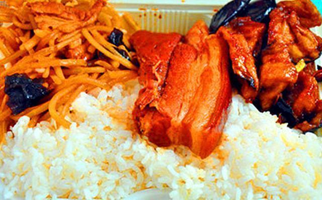 济南人爱吃的大米干饭把子肉,究竟是垃圾食品还是健康饮食?_腾讯新闻