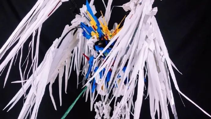 模玩控:折纸掉毛飞翼高达_腾讯新闻