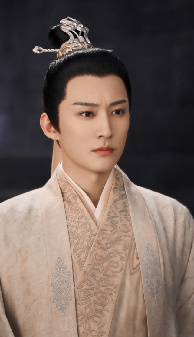 刘学义是当帝君上瘾了吗千古玦尘里再现白发造型