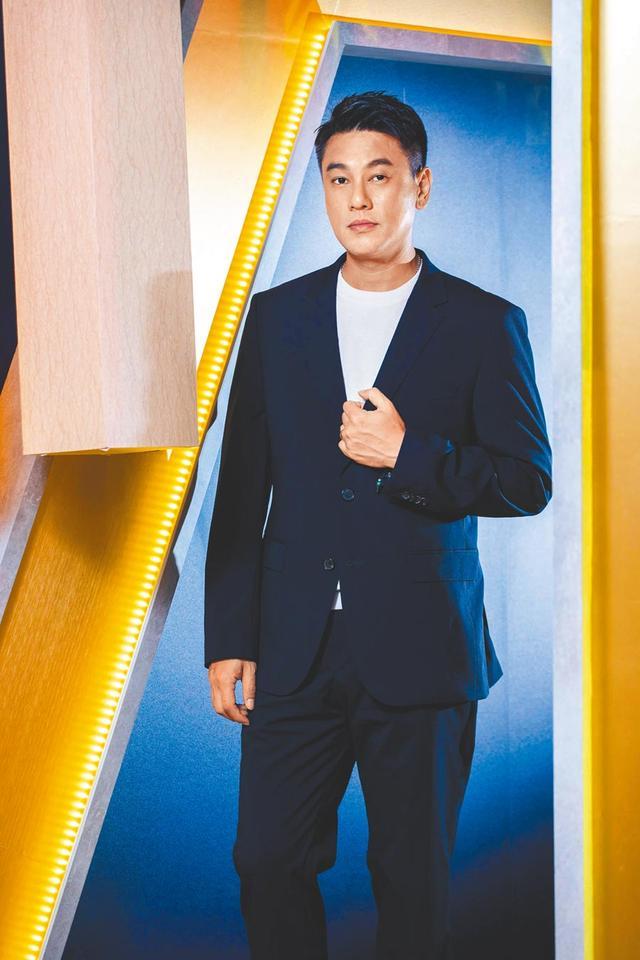 朱孝天新节目不拉f4入镜称怕欠人情债