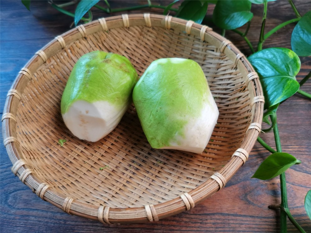 奶奶用了几十年的老式焖芥菜做法,两天就能吃,辣味呛鼻子_腾讯新闻