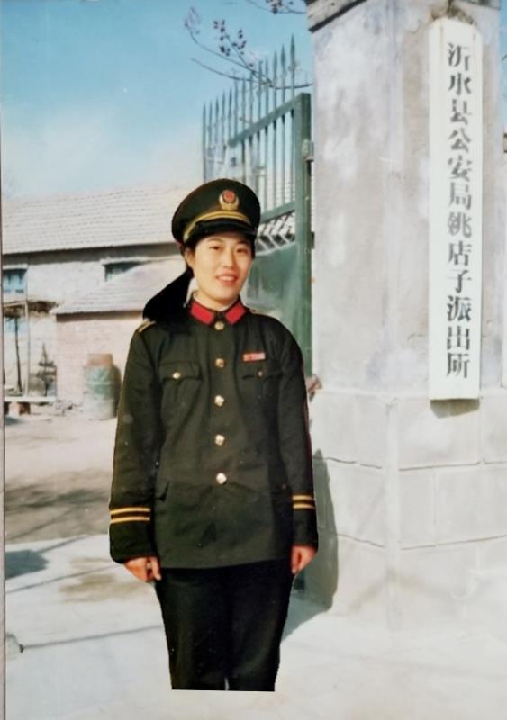 八十年代的警花,第一次出警就被吓个半死