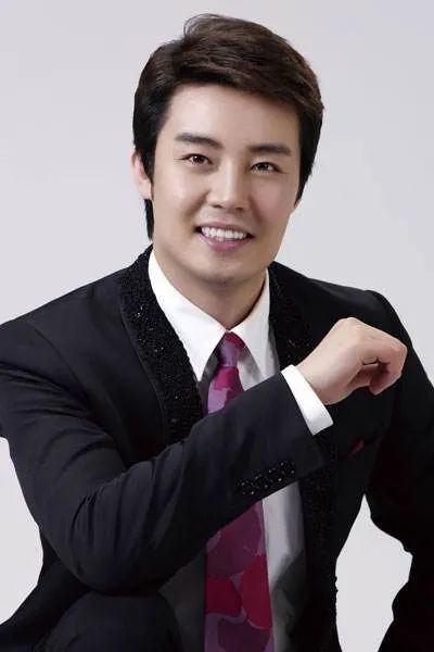 张英席,中国男高音歌唱演员,毕业于中国音乐学院,先后师从宋一,金铁霖