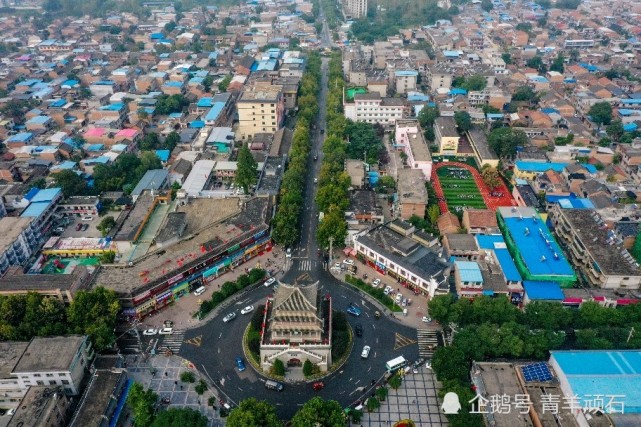 今天又选了几张照片发表,让假日爱逛县的乡党,找一找空中俯瞰老县城的