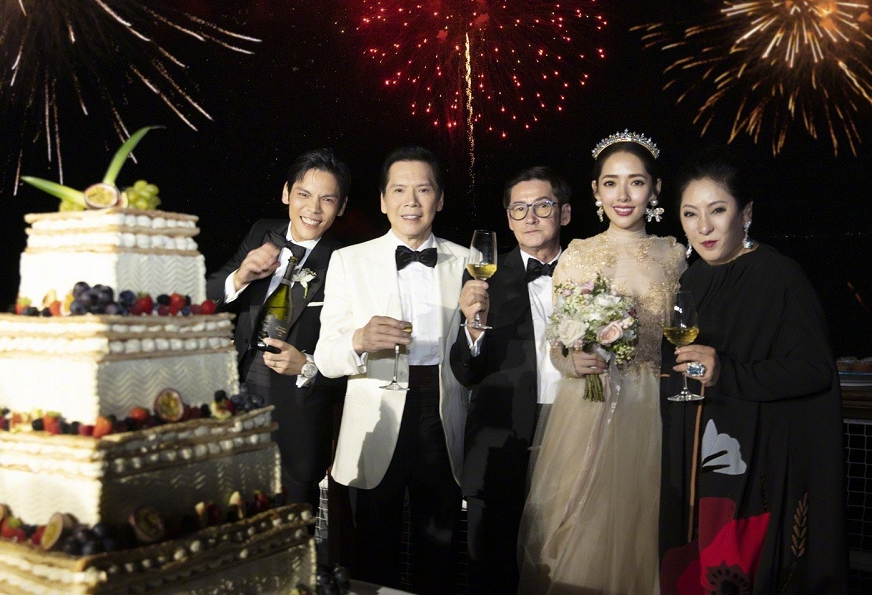 郭碧婷|郭碧婷产前细节被曝光，向佐愤怒发声：请放过我们，事不过三！