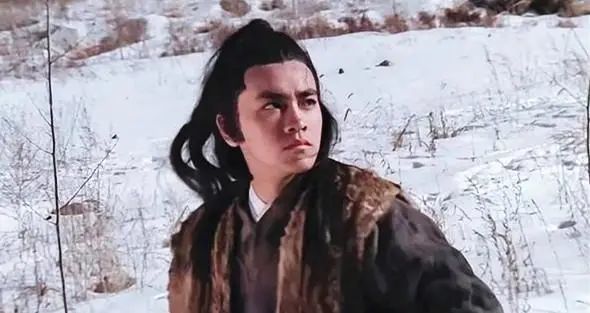 狠批王楚然陈宥维长相普通看到尔冬升20岁颜值才知他真有底气