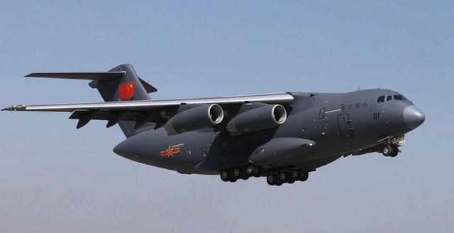 歼20对中国并不重要?轰炸机也不是重点,大型运输机才是关键_腾讯新闻