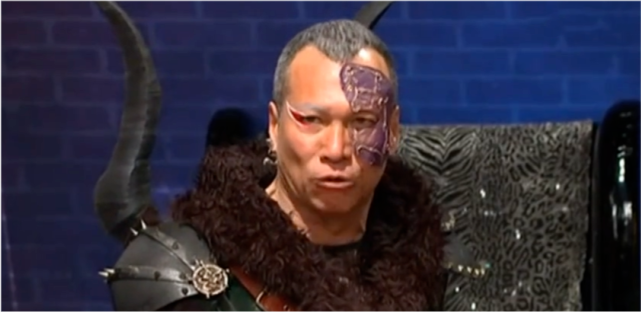 有种整容叫萌学园的暗黑大帝如今卸妆穿西装男神范十足