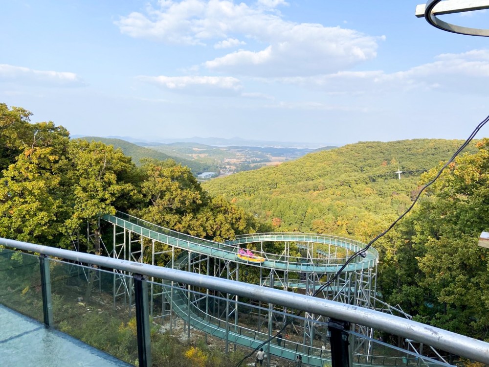 长春莲花山世茂滑雪场冒险公园高空滑漂十一正式对外开放
