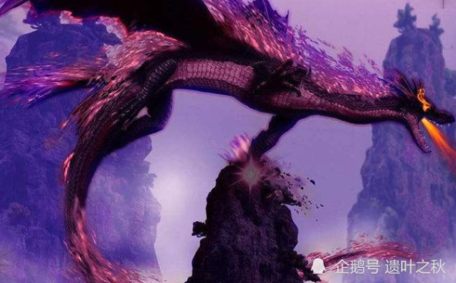 首先第一个就是烛坤,烛坤是太虚古龙一族前任的族长,也就是前任的龙皇