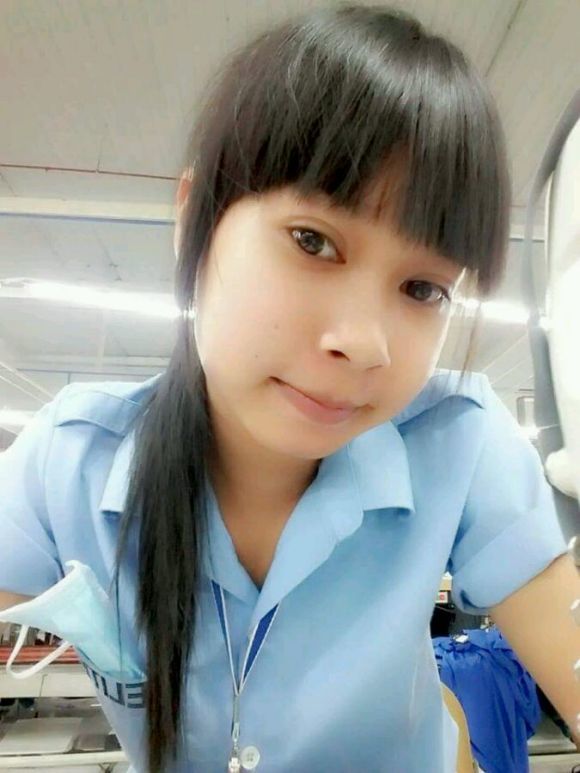 我在越南服装厂打工厂妹很漂亮很多来自农村