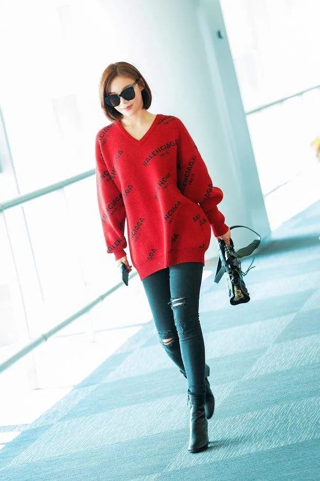 关晓彤|被喷“土大壮”的关晓彤，真替她108cm的美腿委屈