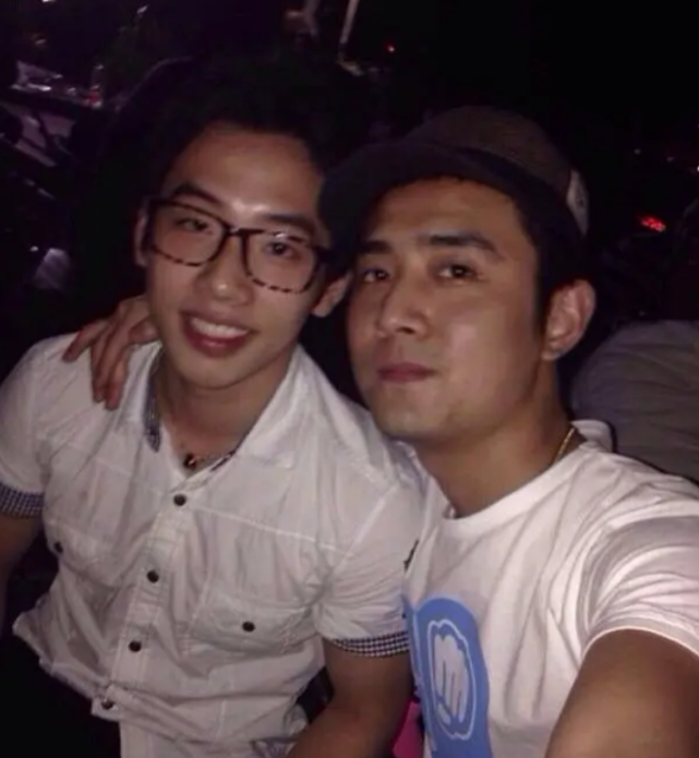 奥运冠军邹凯同性酒吧聚会照曝光妻子辟谣性命担保他是直男