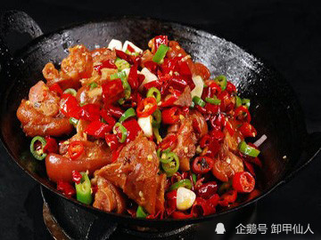 美食推荐:干锅蹄花,茄子鸡丁,口袋豆腐制作方法_腾讯新闻