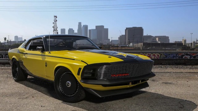 福特野马quadra从虚拟游戏到现实世界肌肉车改装鉴赏