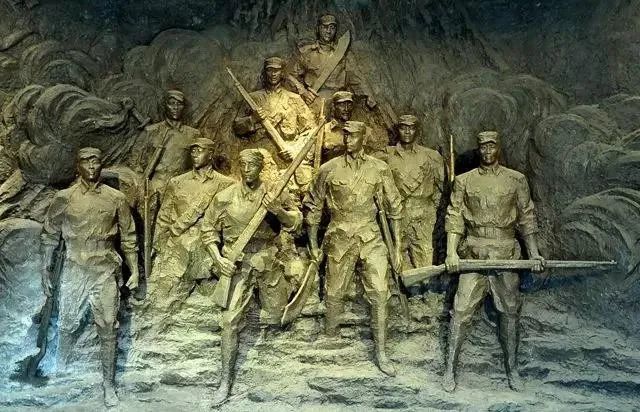 扫荡序幕拉开1942年,敌后抗战正处在最艰苦的困难时期,日军对山东抗日