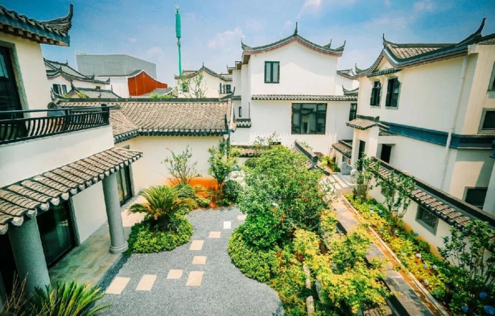 图片来源:武汉花博汇微信公众号蔡甸花博汇的"问茶村",江夏小朱湾的