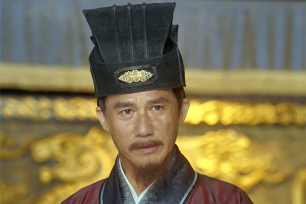 县尉,是汉代县令(或县长)的属吏,主管缉拿盗贼,稳定当地社会治安,秩二