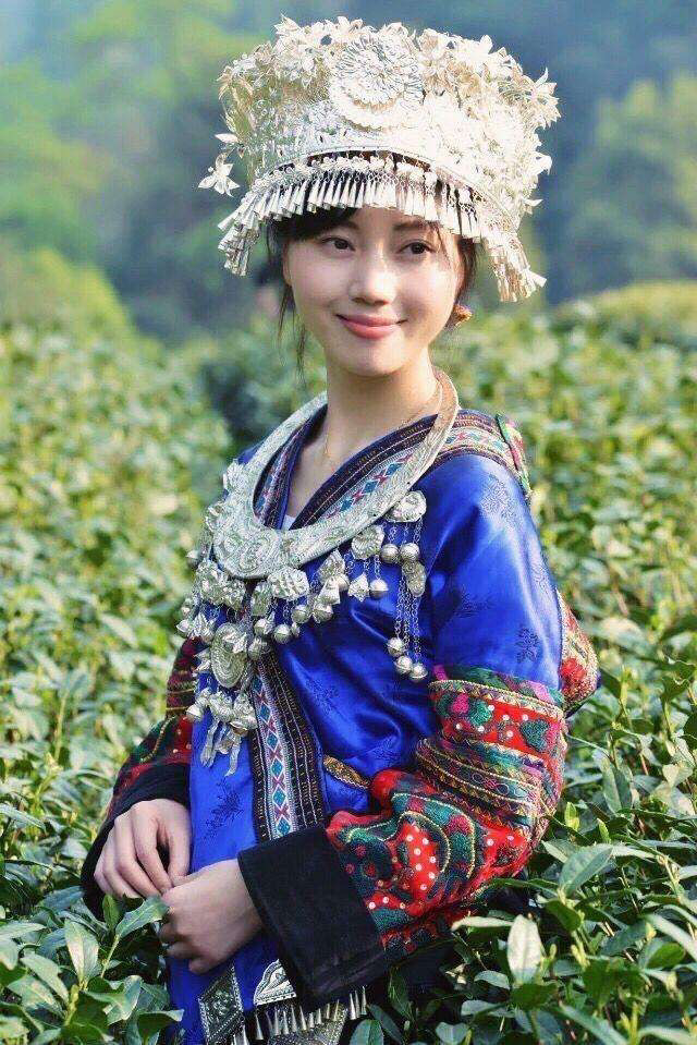 大山深处那些淳朴而又美丽的姑娘们