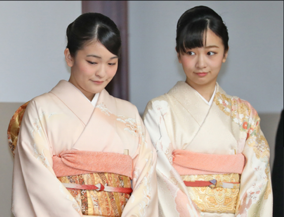 日本皇室的3位公主,车窗和服照惊艳,姐妹花初长成_腾讯新闻