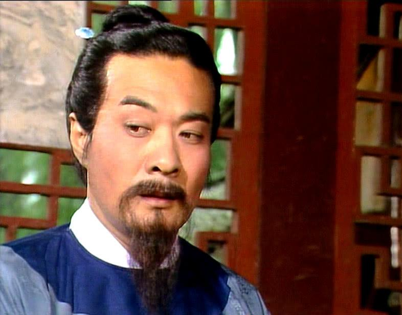 甄士隐|甄士隐醉后给贾雨村50两路费，贾雨村为何不感谢他，还连夜就走