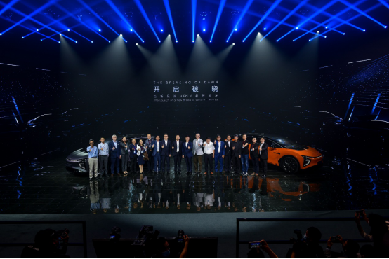 高合hiphi x|从发布会到北京车展，高合HiPhi X的火爆一路持续