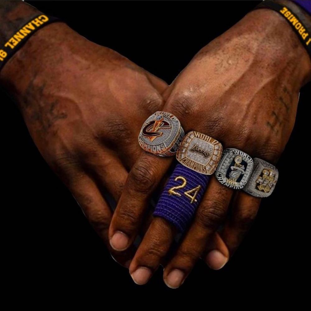 也许等到詹姆斯喊出那句:"kobe,this is for you"的时候,才是真正"