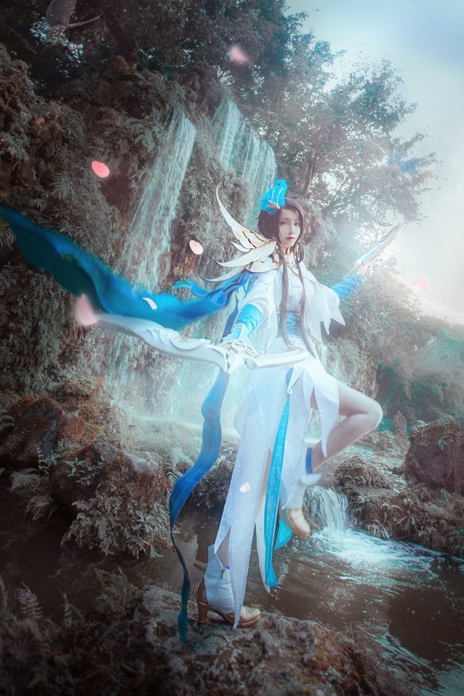 cos欣赏王者荣耀虞姬云霓雀翎